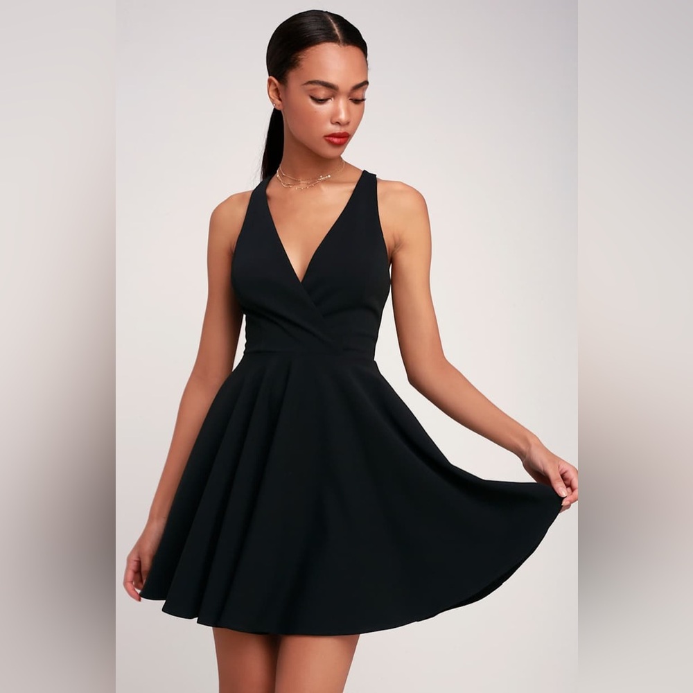 Lulus | Wonder Whirl Black Twist Back Skater Dress